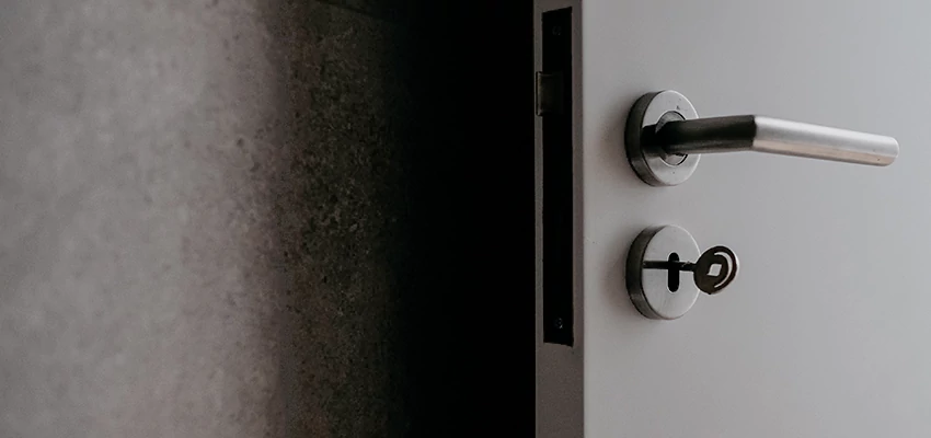 Front Door Handle Repair And Installation in Walnut, CA